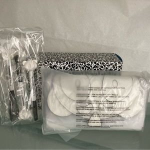 MAC x NicoPanda Brush Bag Set